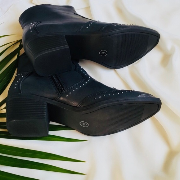 Women's Faux Leather Studded Western Bootie - Picture 6 of 7